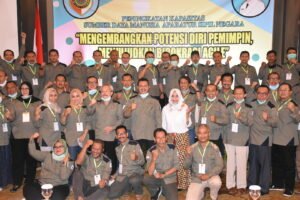 Bupati Mojokerto Membuka Kegiatan Peningkatan SDM Aparatur Sipil Negara Bupati Mojokerto Membuka Kegiatan Peningkatan SDM Aparatur Sipil Negara