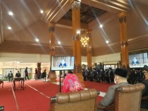 Saat Mutasi 327 Pegawainya, Walikota Ning Ita Akui Kena Covid-19 Saat Mutasi 327 Pegawainya, Walikota Ning Ita Akui Kena Covid-19