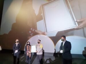 Hipnoterapi Milik Polres Mojokerto Pecahkan Rekor Dunia Hipnoterapi Milik Polres Mojokerto Pecahkan Rekor Dunia