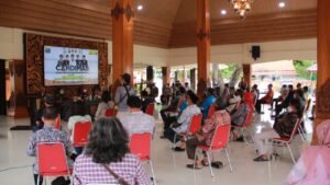 Ning Ita: Jika Tetap Zona Merah, Pelaksanaan PPKM Terus Berlanjut