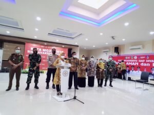 Kota Mojokerto Melaksanakan Vaksinasi Serentak Kamis 28 Januari