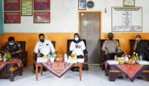 Mulai 15 Januari Kota Mojokerto Bakal Terapkan Pembatasan Kegiatan Masyarakat Mulai 15 Januari Kota Mojokerto Bakal Terapkan Pembatasan Kegiatan Masyarakat