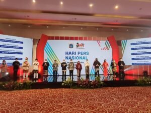 Puncak Peringatan HPN, Wali Kota Mojokerto Terima Anugerah Kebudayaan PWI Pusat 2021