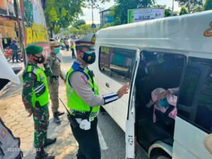 Polres Gresik Optimalkan Operasi Yustisi PPKM Mikro