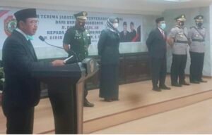Didik Chusnul Jadi Bupati Mojokerto Beberapa Minggu Gantikan Pungkasiadi Didik Chusnul Jadi Bupati Mojokerto Beberapa Minggu Gantikan Pungkasiadi