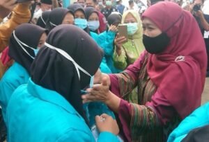 Khofifah: Rumah Korban Gempa Dapat Bantuan Hingga Rp. 50 Juta Khofifah: Rumah Korban Gempa Dapat Bantuan Hingga Rp. 50 Juta