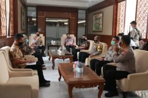 Antisipasi Wajib Pajak 'Nakal', Polda Jatim dan Ditjen Pajak Bentuk Tim Antisipasi Wajib Pajak 'Nakal', Polda Jatim dan Ditjen Pajak Bentuk Tim