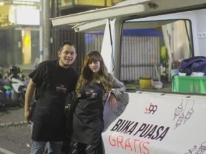 Pendiri MS Glow Berbagi Makanan di Malang Sebulan Penuh