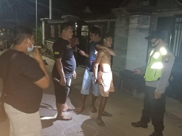 Pasutri Dianiaya Tetangga Hingga Jarinya Putus