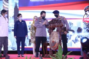 Kapolri Minta Bhabinkamtibmas Jadi Problem Solving Masyarakat