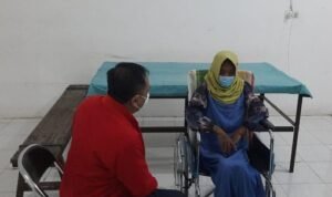 ART di Surabaya ini Pahanya Disetrika Hingga Disuruh Makan Kotoran Kucing ART di Surabaya ini Pahanya Disetrika Hingga Disuruh Makan Kotoran Kucing