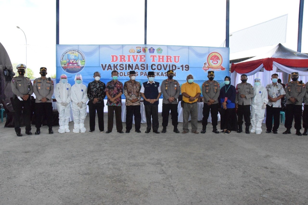 Polres Pamekasan Luncurkan Inovasi Drive Thru Vaksinasi Covid-19