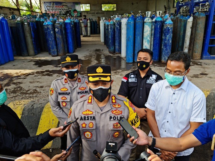 Kapolres Kabupaten Probolinggo Pastikan Stok Oksigen Layanan Medis Tercukupi