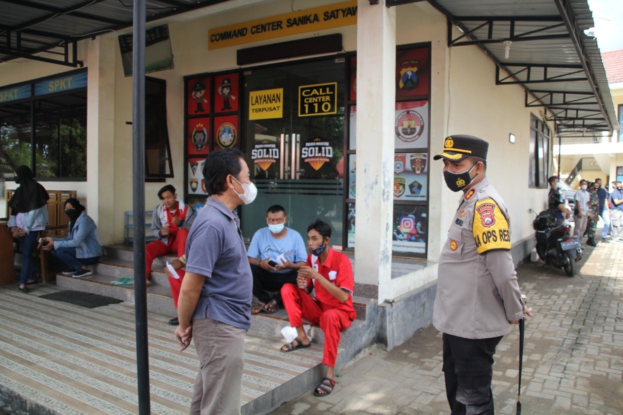 Masyarakat Antusias Datang Vaksinasi, Polres Magetan Buka Gerai Vaksin Presisi