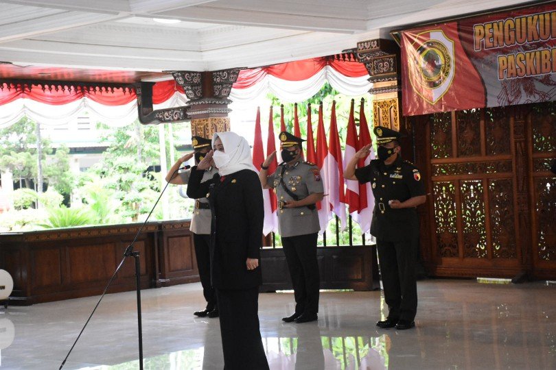 Ikfina Puji Ketahanan Mental dan Kedisiplinan Pengukuhan Paskibraka HUT ke-76 RI