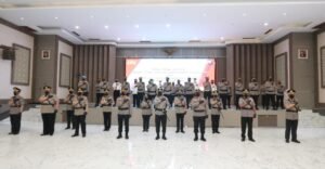 Kapolda Jatim Pimpin Sertijab Pejabat Utama dan Kapolres Dengan Prokes Ketat