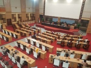 Nota Penjelasan Bupati Mojokerto Terhadap Raperda P-APBD 2021 Tanpa Kehadiran Gus Barra