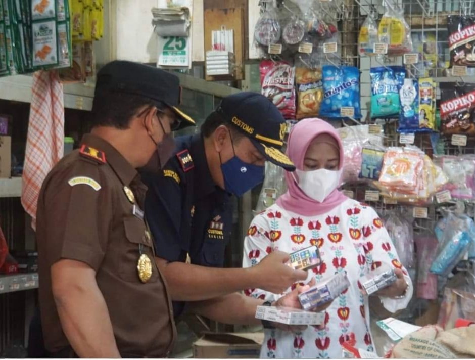 Pemkot Mojokerto Sidak Di Pasar Tradisional Cegah Rokok Ilegal