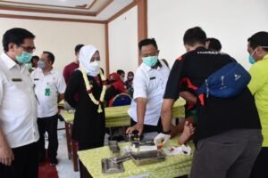 Bupati Ikfina Hadiri Khitanan Massal Gratis