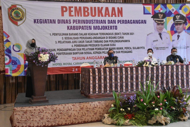 Ingin Omset Naik, Bupati Ikfina Minta Ada Inovasi Produk