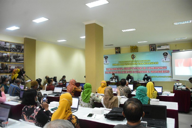 Bupati Membuka Kegiatan Pengawasan Kearsipan Intern di Lingkungan Pemerintah Kab. Mojokerto