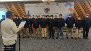 Lutfil Hakim Kukuhkan PWI Mojokerto Periode 2021-2024
