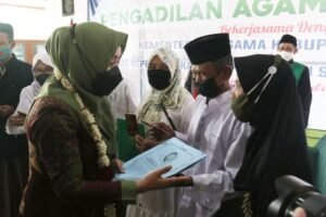 Hadiri Sidang Isbat Nikah, Bupati Imbau Masyarakat Tertib Administrasi Kependudukan