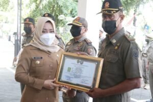 Bupati Mojokerto : Jadilah Personil Satpol PP yang Dicintai Masyarakat
