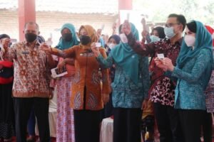 Bupati Mojokerto Terima Kunjungan Kerja BKKBN Pusat Bupati Mojokerto Terima Kunjungan Kerja BKKBN Pusat