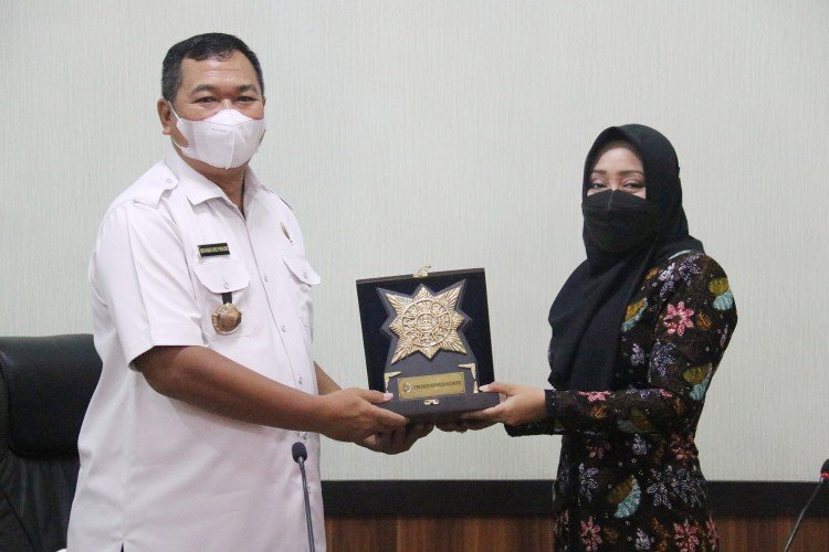 Ciptakan 'Desa Bersinar' Bupati Ikfina Audiensi dengan BNN Jatim