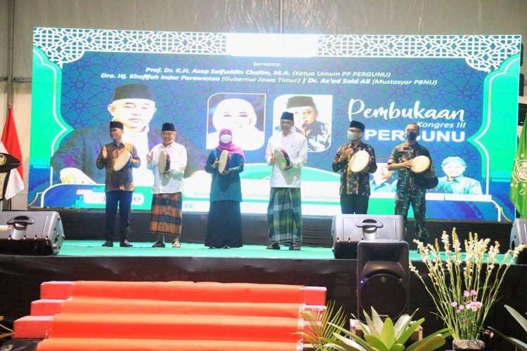 Kongres PERGUNU Ke-III, Gubernur Jatim : Pentingnya Guru Dalam Bentuk SDM Berdaya Saing