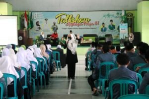 Talkshow Angkringan Pelajar Jilid 1, Bupati Ikfina Ajak Generasi Muda Bangun Growth Mindset