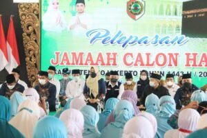 Pelepasan CJH, Bupati Ikfina Imbau Waspadai Mutasi Omicron