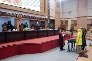 Any Mahnunah Diresmikan Menjadi Wakil Ketua DPRD Kabupaten
