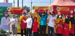 Hari Koperasi Kota Mojokerto Diwarnai Pembagian Gerobak, Ratusan Hadiah dan Dihibur Artis Jihan Audy