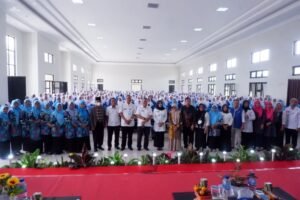 Upaya Turunkan Stunting, Bupati Mojokerto Tandatangani Komitmen Bersama IMD dan ASI