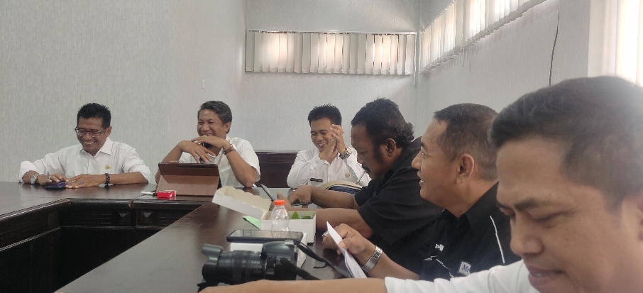 LKH Barracuda Pertanyakan Kasus Penyelewengan BK Desa, Inilah Jawaban Kabag Pembangunan