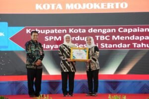 Kota Mojokerto Dapat Perhargaan Terbanyak Bidang Kesehatan Dari Pemprov Jatim