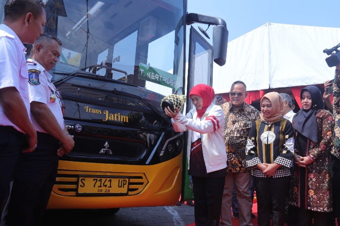 Seminggu Gratis, Bus Transjatim Mojokerto Surabaya Diresmikan Gubernur