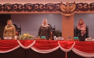Bupati Mojokerto Sampaikan Nota Penjelasan Rancangan KUA PPAS PAPBD 2023 Didepan Dewan