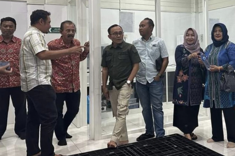 Komisi II Kunker ke Pabrik AMDK MASA Milik Pemda Kabupaten Mojokerto