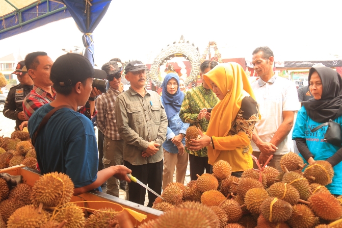Trawas Bazar Durian Dibuka, Warga Bisa Kunjungi Di Paseban Agung Trawas