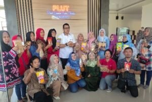 Pj Wali Kota Sidak Proyek Strategis Nasional, Blusukan Sentra IKM Hingga Bantu Warga