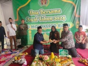 Doa Awal Tahun 2024 PWI Mojokerto, Dihadiri Puluhan Jurnalis, Forkopimda & Tauziah Gus Dullah
