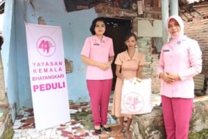 Ulang Tahun ke-44, Yayasan Kemala Bhayangkari Bagikan Sembako