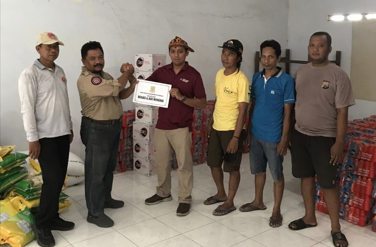 ASN Pemkot Mojokerto Salurkan Bantuan untuk Korban Banjir di Kabupaten Mojokerto