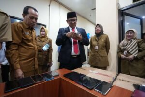 Berantas Judi Online, Pj Wali Kota Mojokerto Sidak Ponsel ASN dan Temukan 5 Orang Dicurigai Terlibat