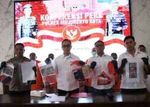 Polres Mojokerto Kota Amankan 5 Penjual Chip Pelaku Judi Online