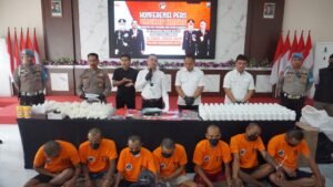 Polresta Mojokerto Amankan 7 Tersangka Narkoba, Sita Ratusan Ribu Butir Pil LL dan 67,89 gr Sabu