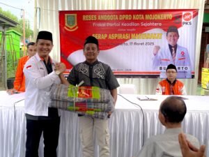 Dengar Aspirasi Warga, Ketua PKS Mojokerto Siap Bantu Wifi, CCTV, KIS-BPJS, dan Portal Keamanan